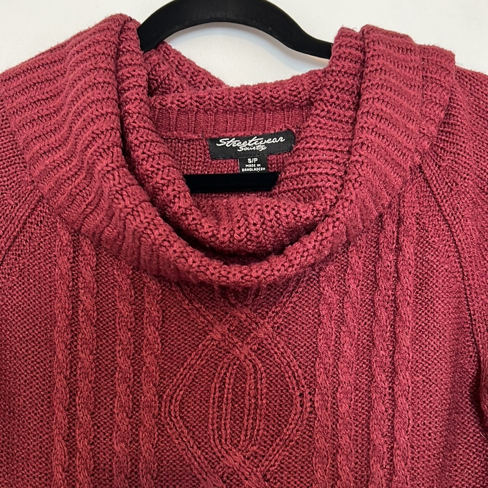 Burgundy Tunic - Picture 2 of 3